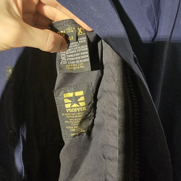 PROPPER Gore-tex Shell Jacket - Picture 7 of 8